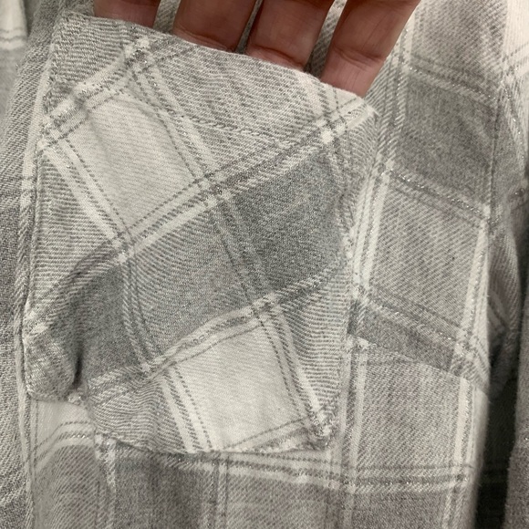 A New Day Flannel, gray/white shirt, size M Cabincore Grunge - Picture 4 of 10